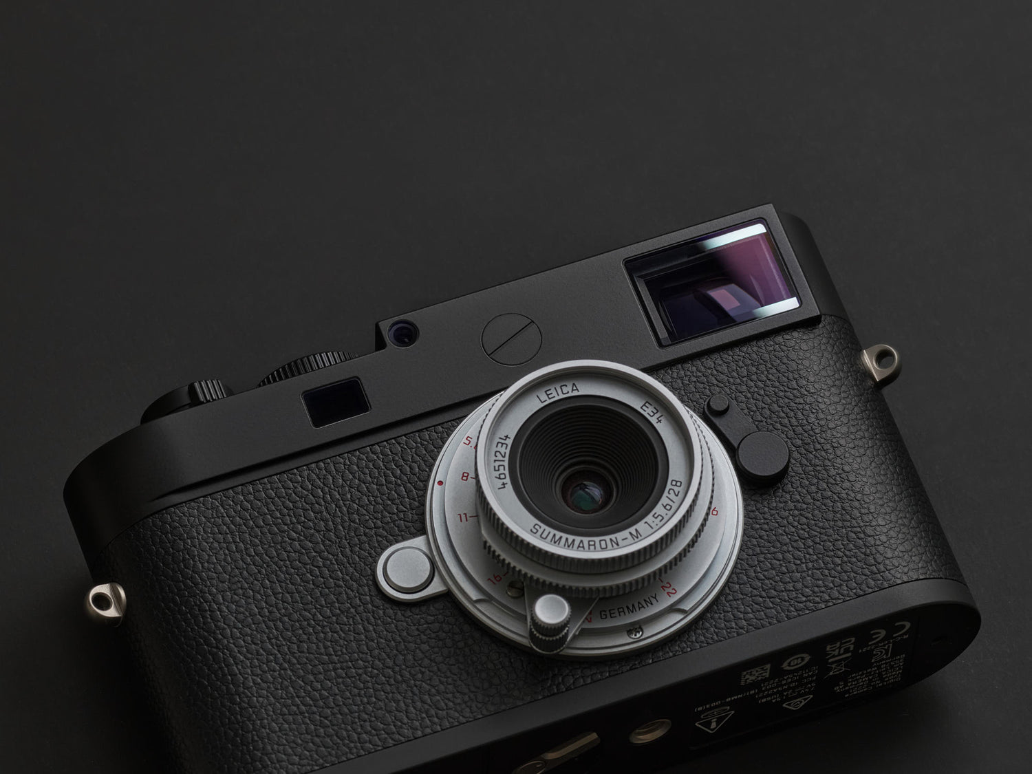 DOT _ 10mm : Leica M / Q